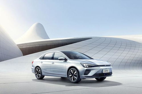 榮威R ER6上市 全新Logo加持，16.28萬起售是否值得入手？