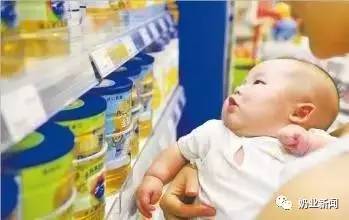 奶粉新政加速行業(yè)洗牌，乳企去庫存價格戰(zhàn)升級